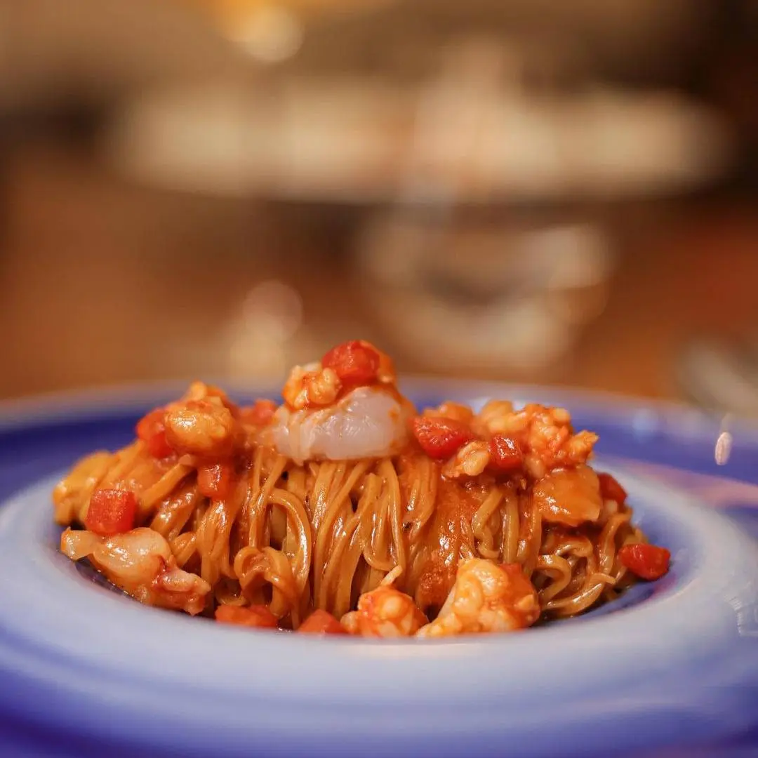 creation thumb for Tagliolini, raw & cooked Lobster, red Shrimp & Mazzancolle