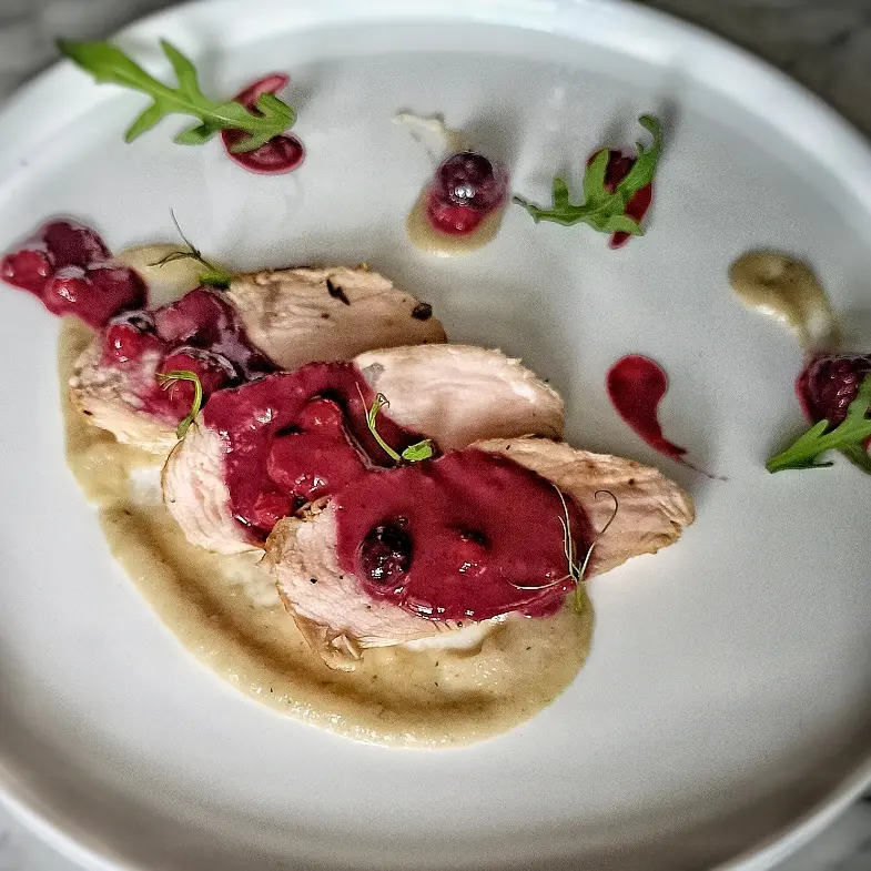 creation thumb for Fillet Pork with berries and topinambur