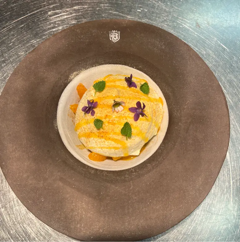 creation thumb for Chocolate brownie with yoghurt foam, tangerines