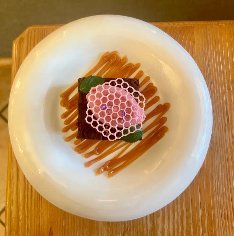 creation thumb for Schokoladen-Brownie, gesalzene Karamell, Isabella-Sorbet