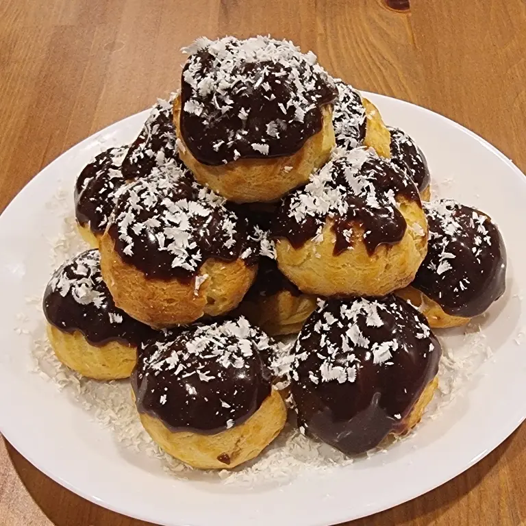 creation thumb for Profiteroles