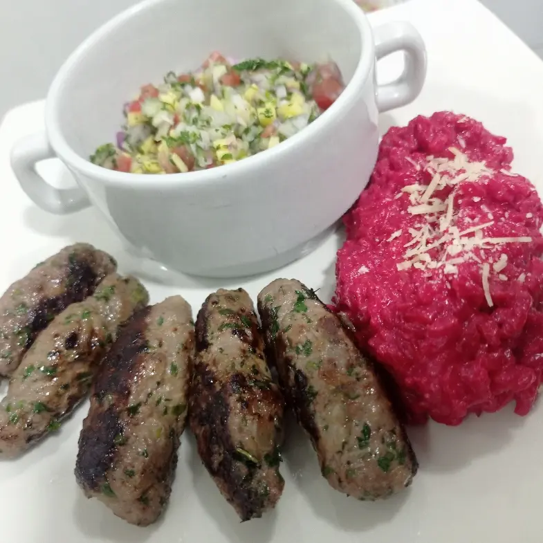 creation thumb for 'kebab fake' rissoto de betabel y ensalada agridulce 