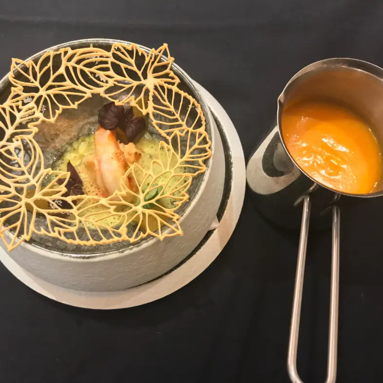 creation thumb for Pumpkin-coconut soup | Curry foam | Shrimp | Pumpkin Chutney