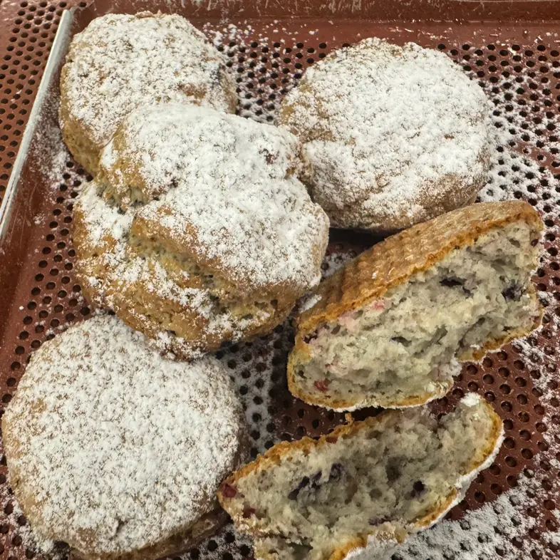 creation thumb for Waldbeer Scones