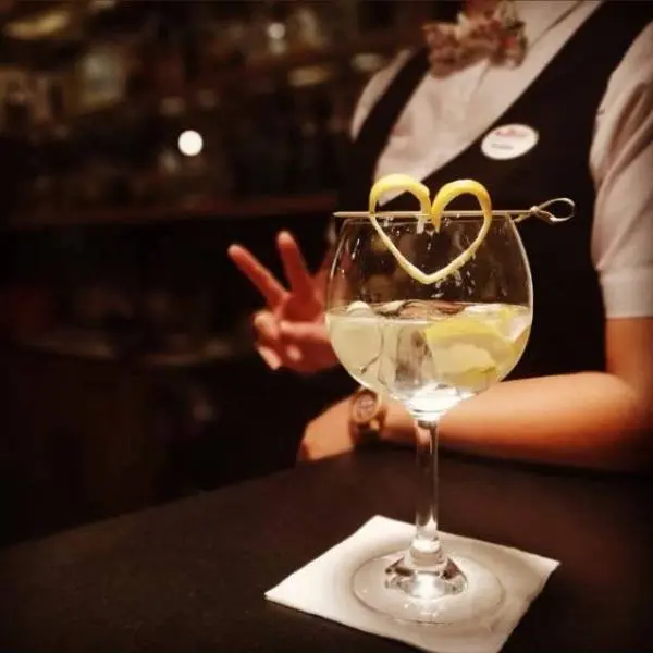 creation thumb for Cocktail Bar