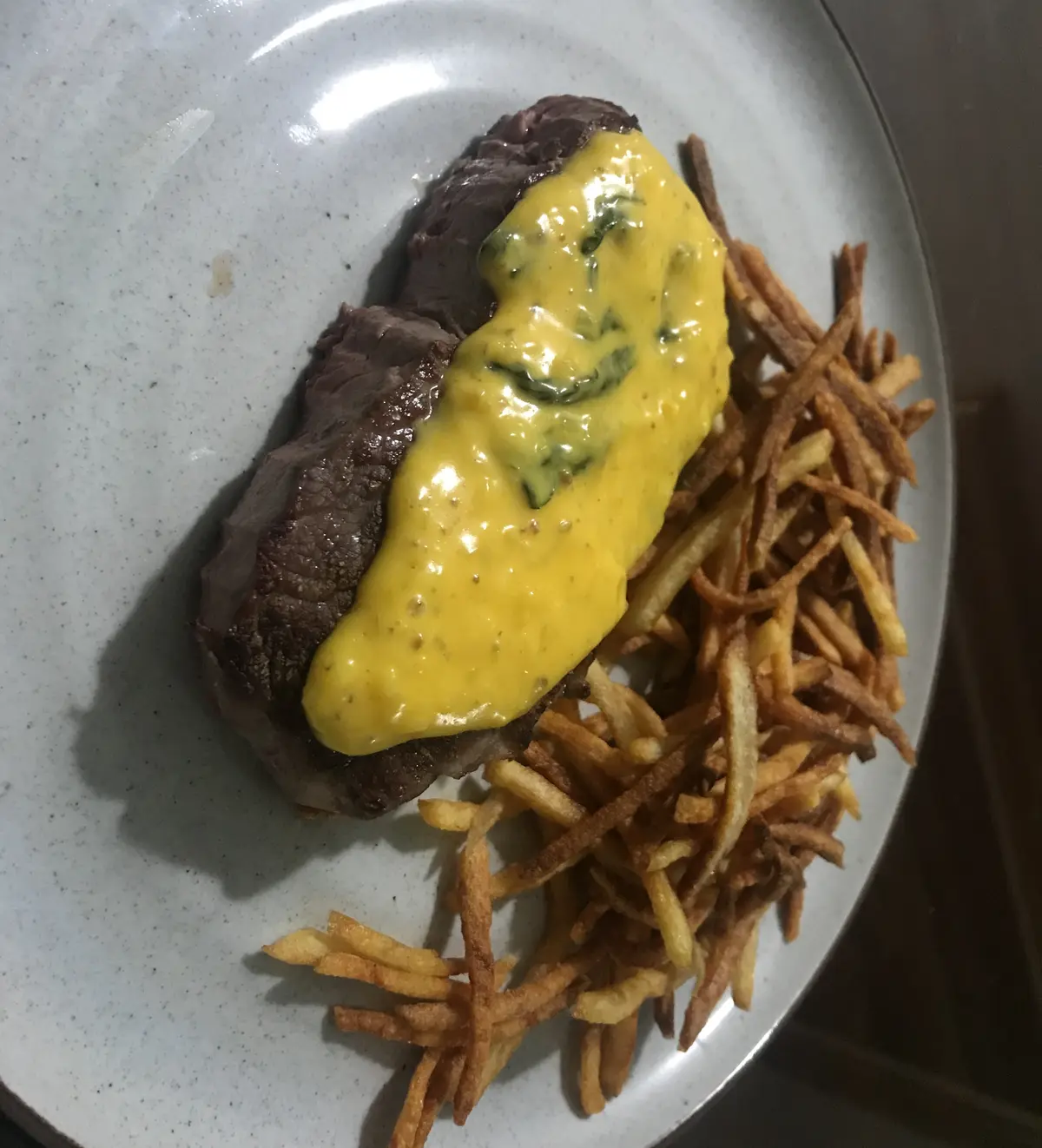 creation thumb for Steak with bearnaise sauce