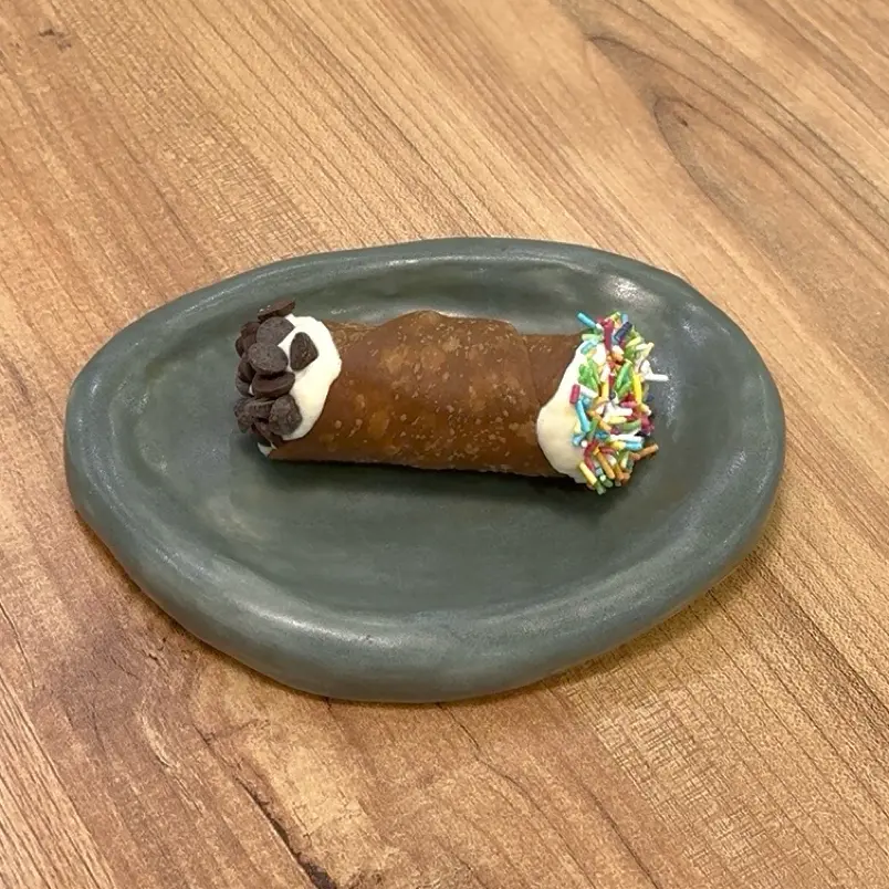creation thumb for Crispy Cannoli Shell 