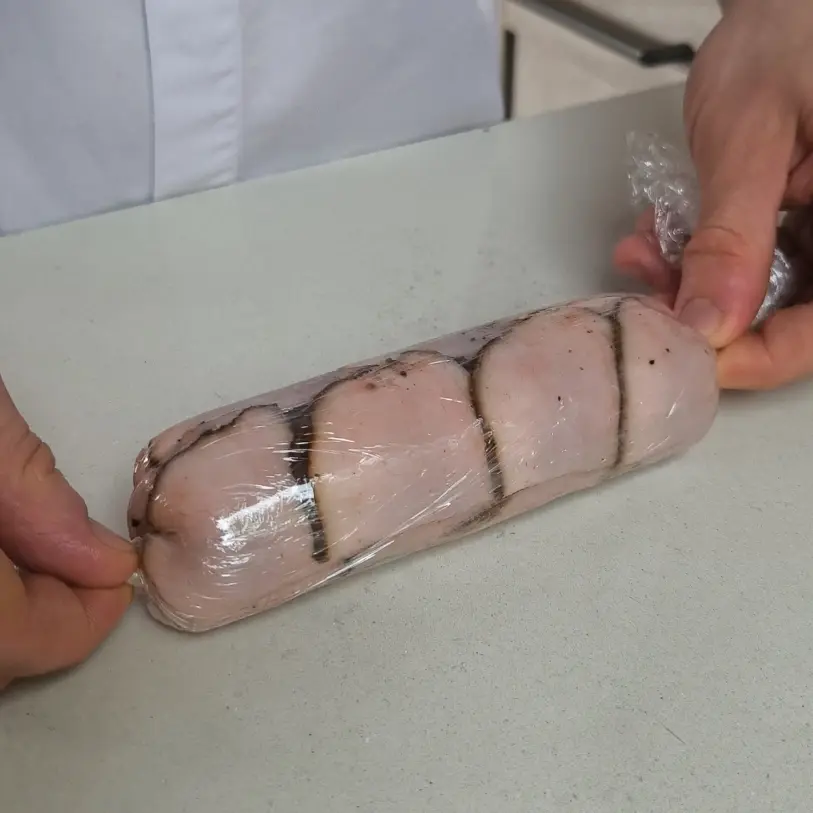 creation thumb for Tuna and veal roll
