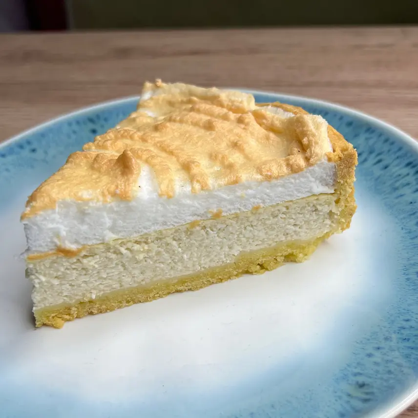 creation thumb for Torta di meringa con ricotta