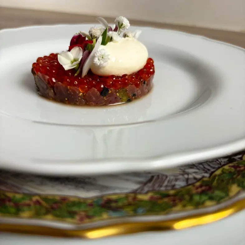 creation thumb for Tartare di manzo stagionato con uova di trota lavate nel whisky