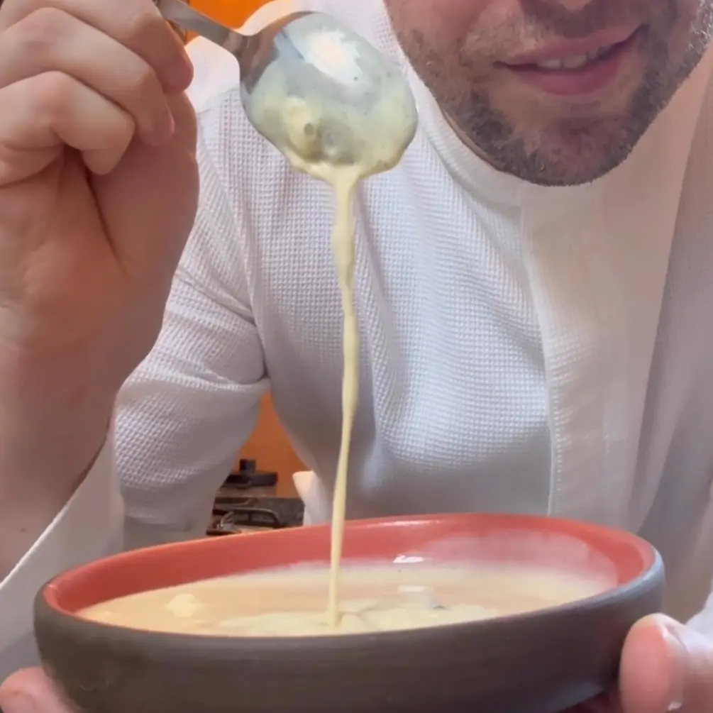 creation thumb for Crème Anglaise (Classic Vanilla Custard)