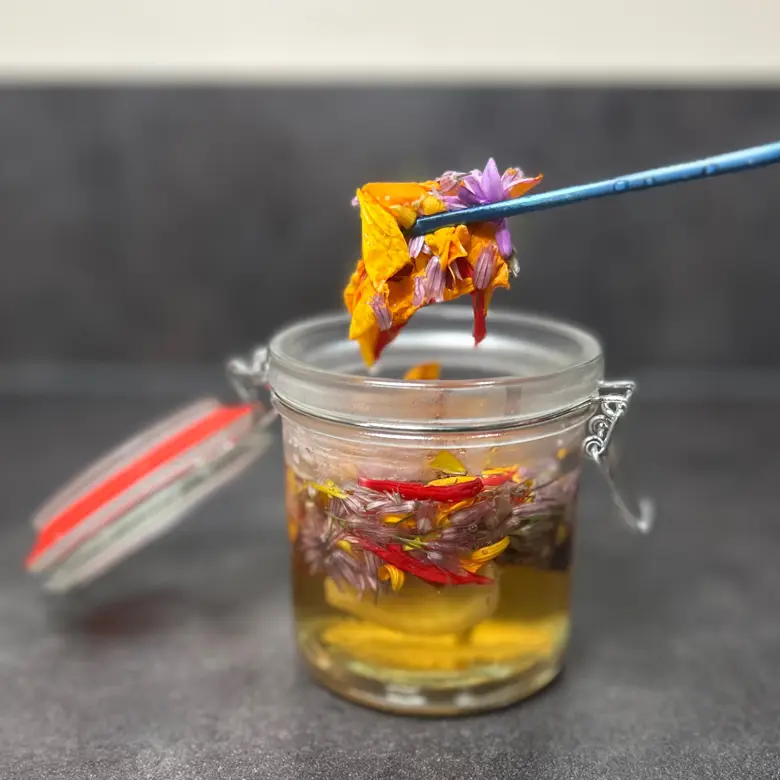 creation thumb for Spring Flowers Pickled