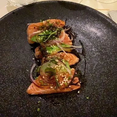 creation thumb for Gravlax wakame avocado 