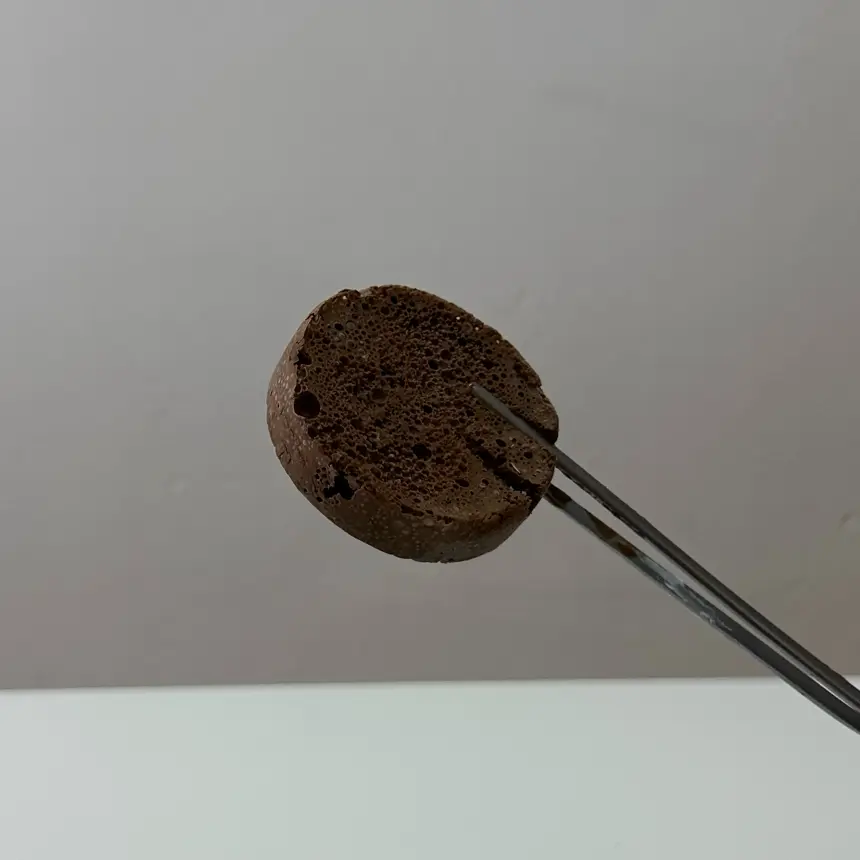 creation thumb for Cioccolato aereo congelato e disidratato