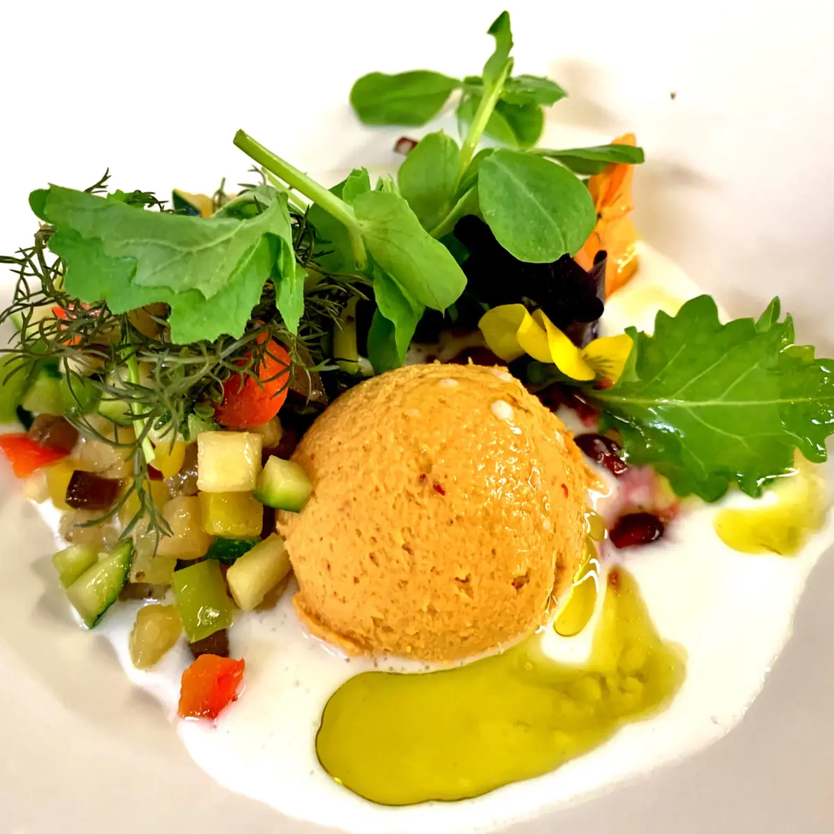 creation thumb for Hummus with grilled vegetables and yogurt 
