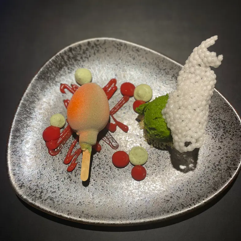 creation thumb for Oster Ei Dessert „Ei am Stiel“