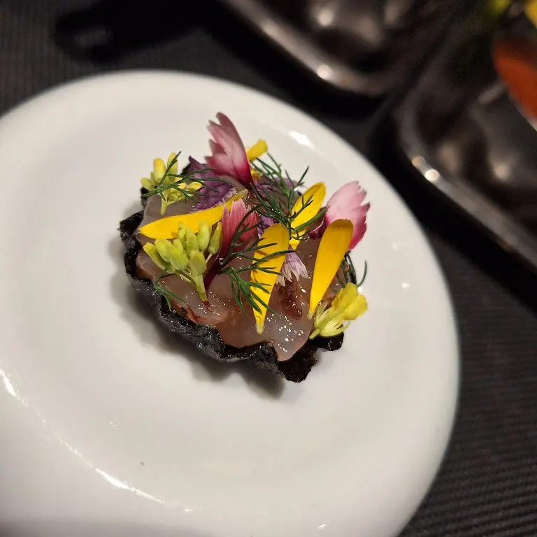 creation thumb for Nori Tartlet, Anchovy, Lime and Shrimp tartare