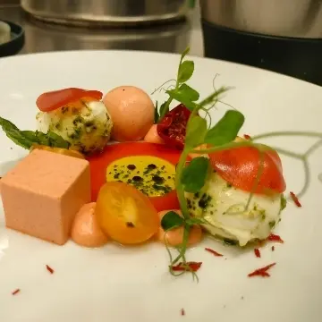 creation thumb for Tomato-Basil-Buffalo Mozzarella