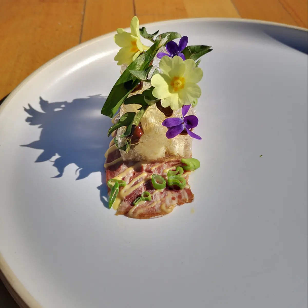 creation thumb for Early spring flowers and pork tongue 