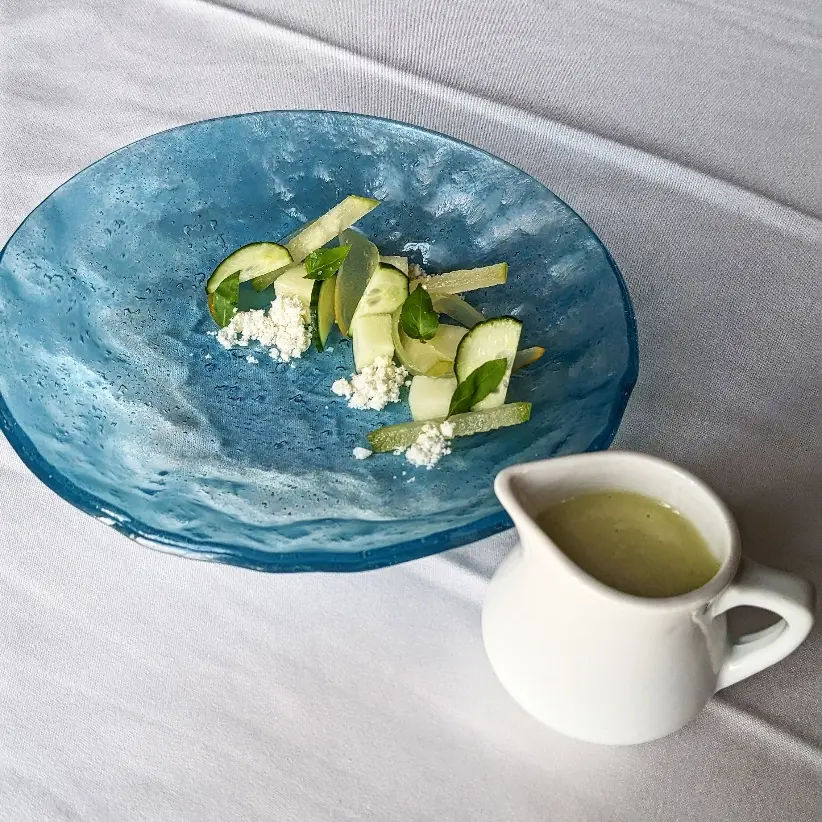 creation thumb for Gazpacho di cetrioli sale e pepe