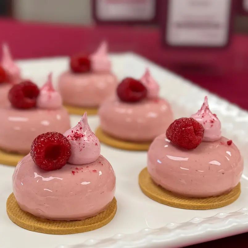 creation thumb for Raspberry meringue 