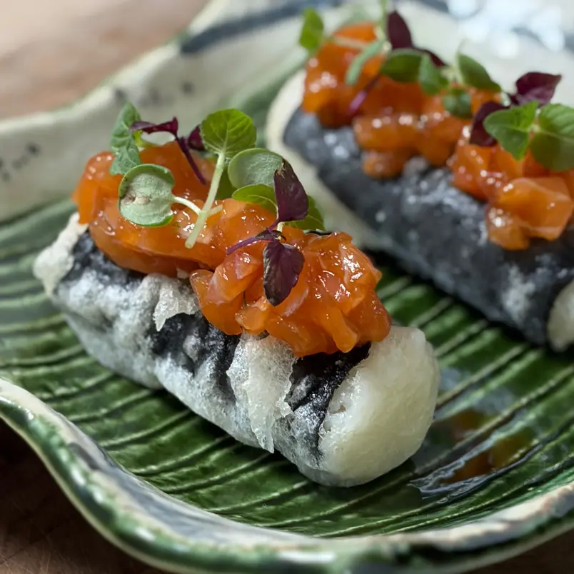 creation thumb for Tempura maki with salmon tartare