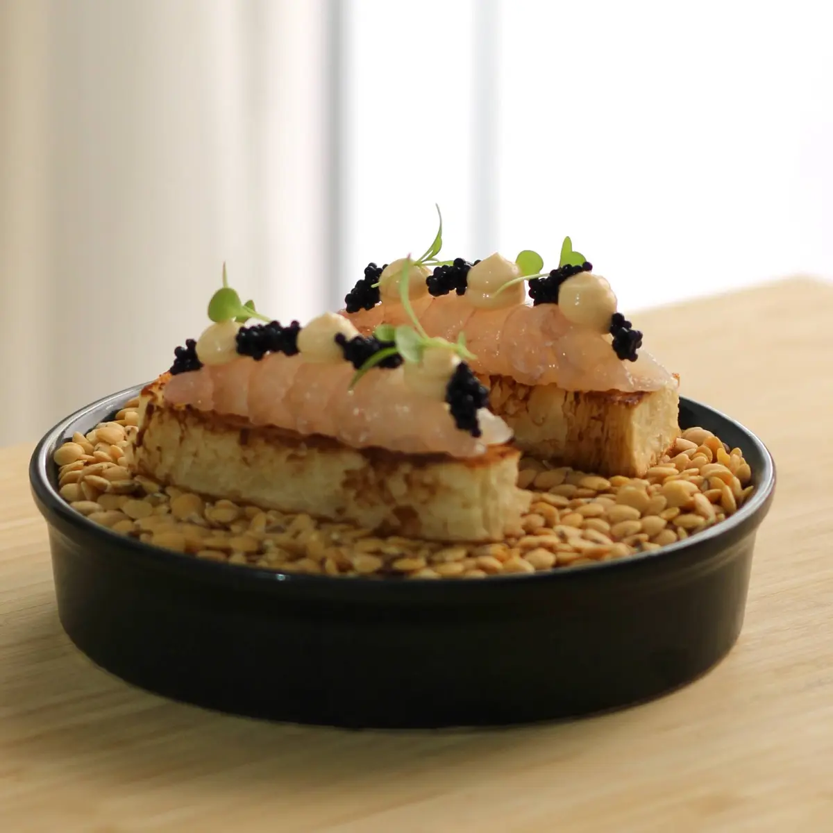 creation thumb for Marinated and smoked Norway lobster toast