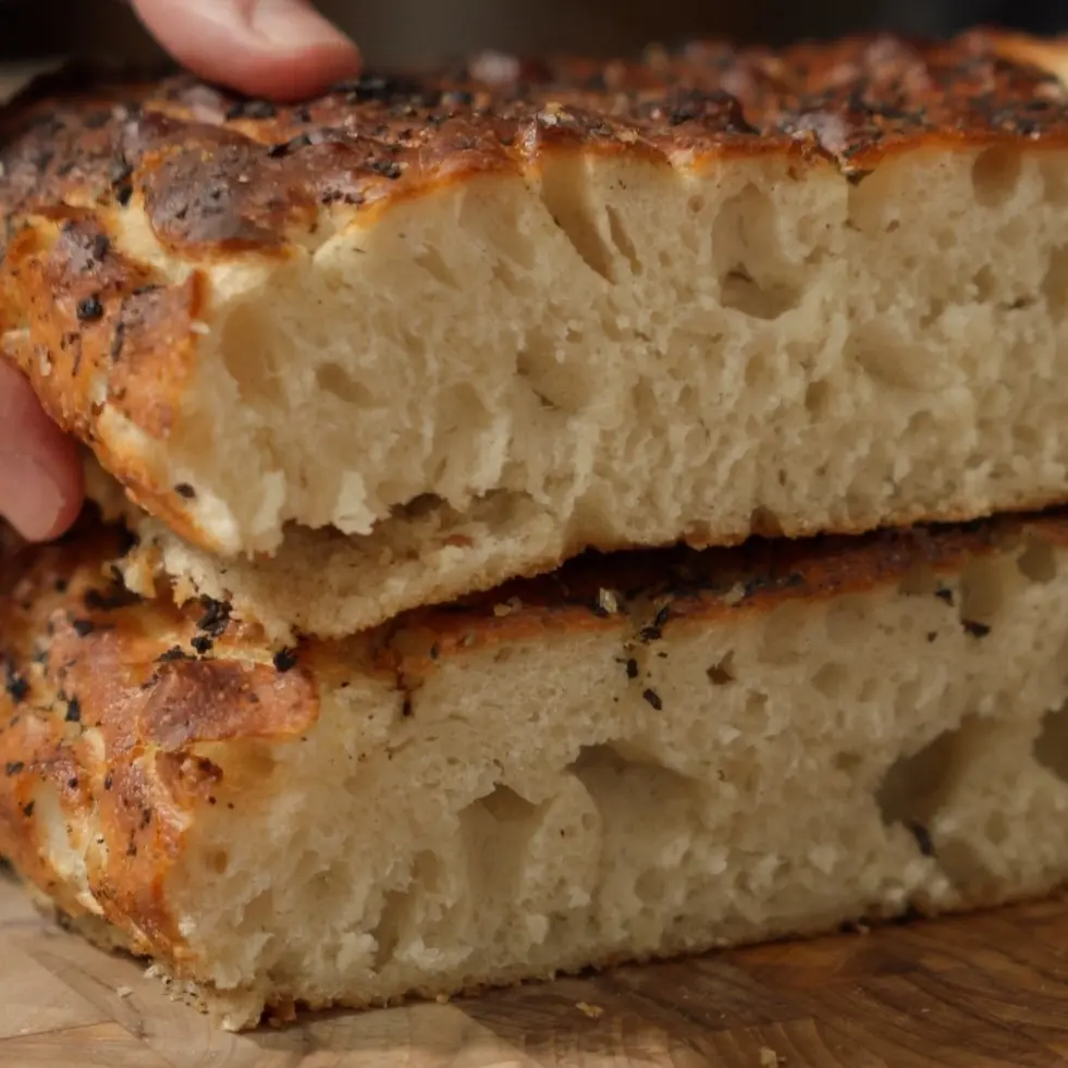 creation thumb for Focaccia without kneading