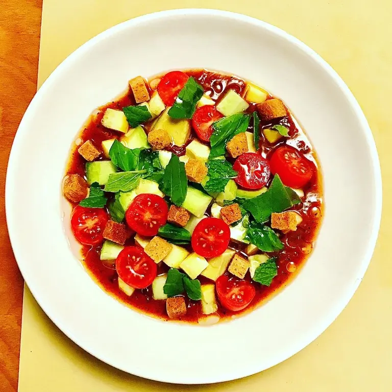 creation thumb for Gazpacho con verdure estive.