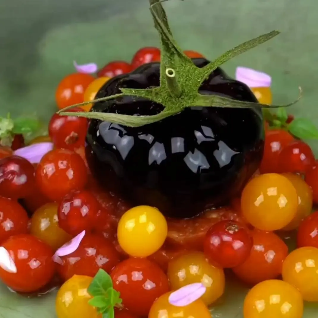 creation thumb for "Bursting" Tomato