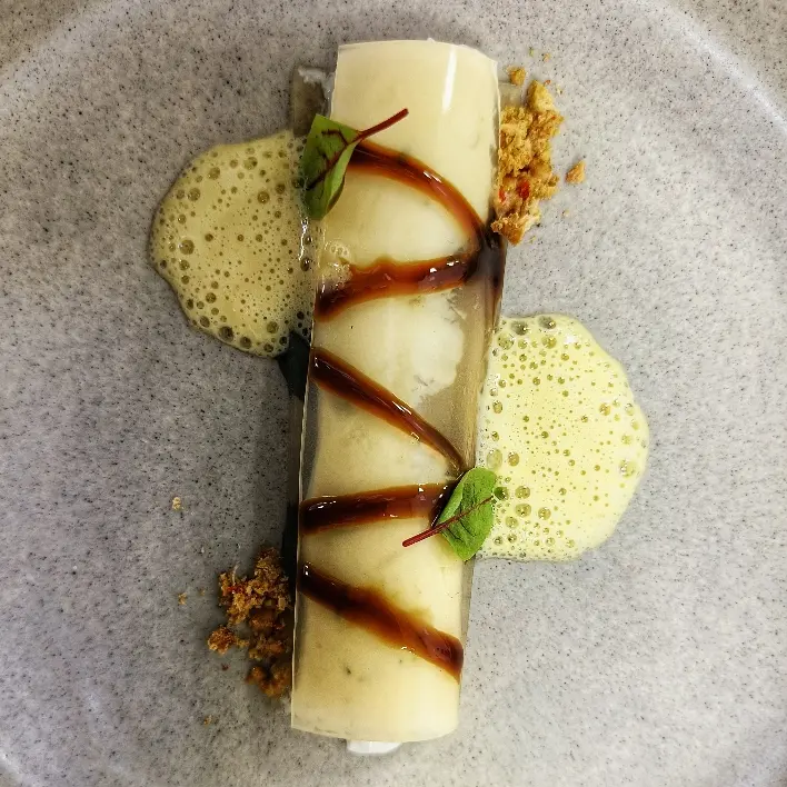 creation thumb for Tomato cannoli | Burrata