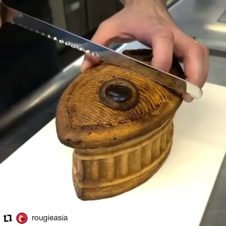 creation thumb for Happy Easter everyone 🐣  For this weekend special Easter Pâté Croûte 