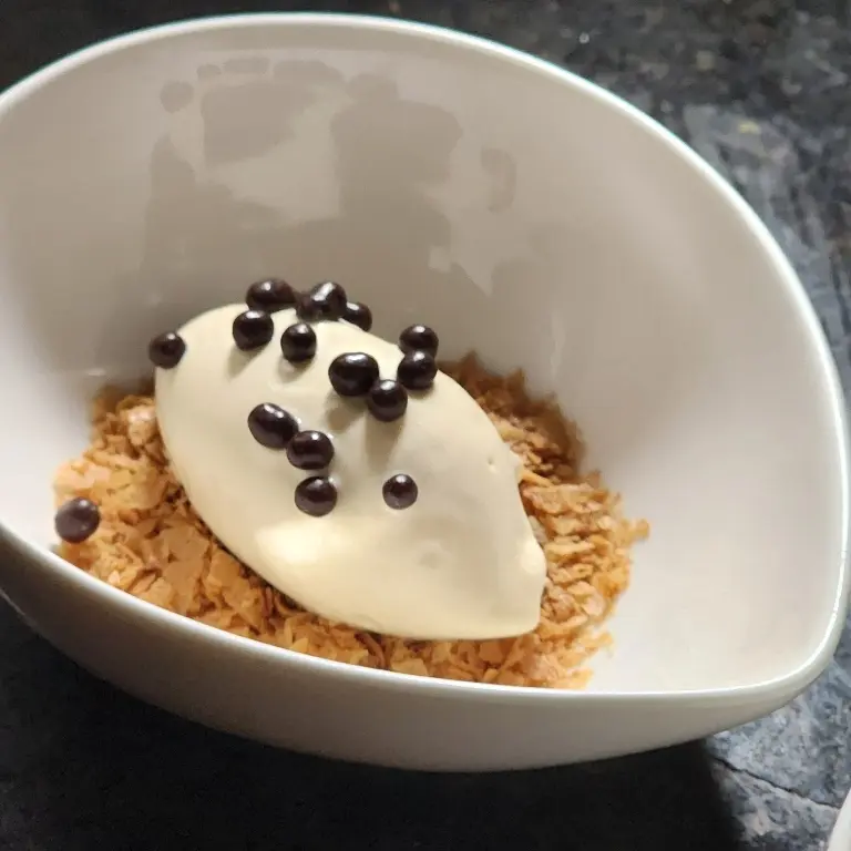 creation thumb for Caramelized White Chocolate, Banana & Mascarpone Ice cream