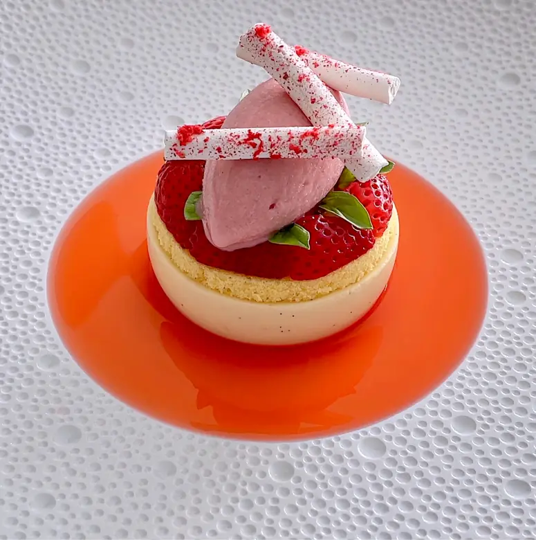 creation thumb for Dessert di Fragole e Vaniglia da Ristorante