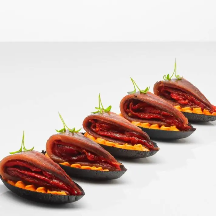 creation thumb for Anchovy & roasted peppers tartelette