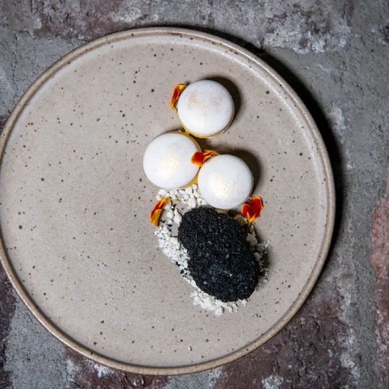 creation thumb for White Truffle Macaron