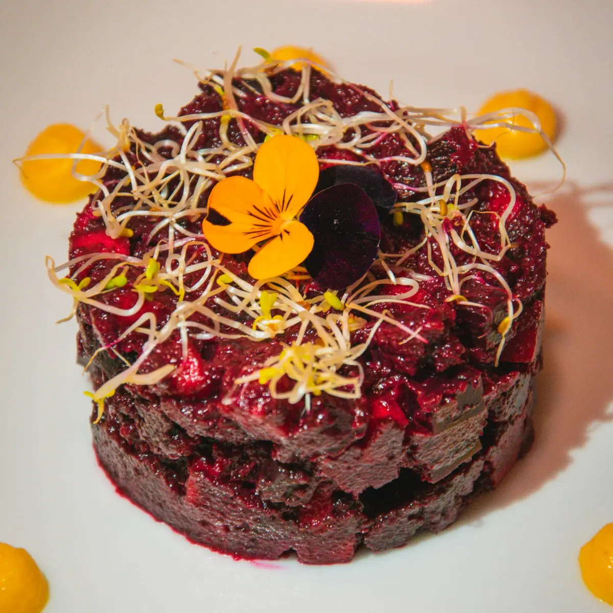 creation thumb for BEETROOT TARTAR with APPLES