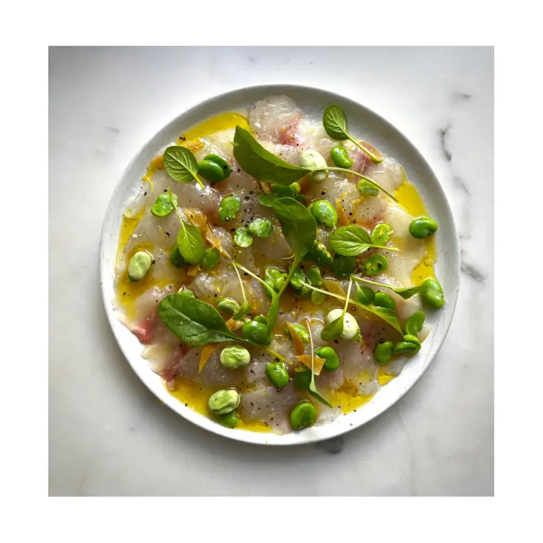 creation thumb for Crudo di orata, bergamotto sotto sale, fecola e olio agli agrumi.