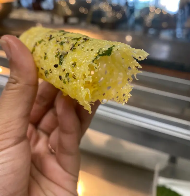 creation thumb for Cheese crisps garnish