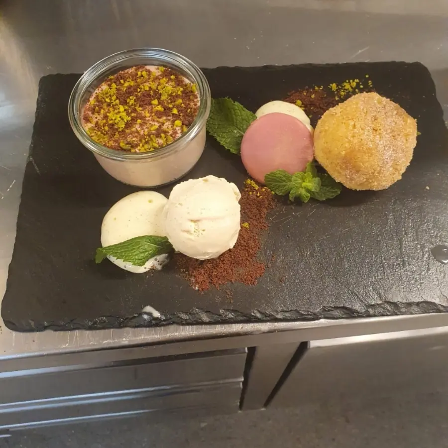 creation thumb for Zwetschgenknödel | Rotweinkuchen mit Zwetschgen Creme | Vanille-Sabayon | Tonkabohnen-Eis | Ruby-Schokoladenchip