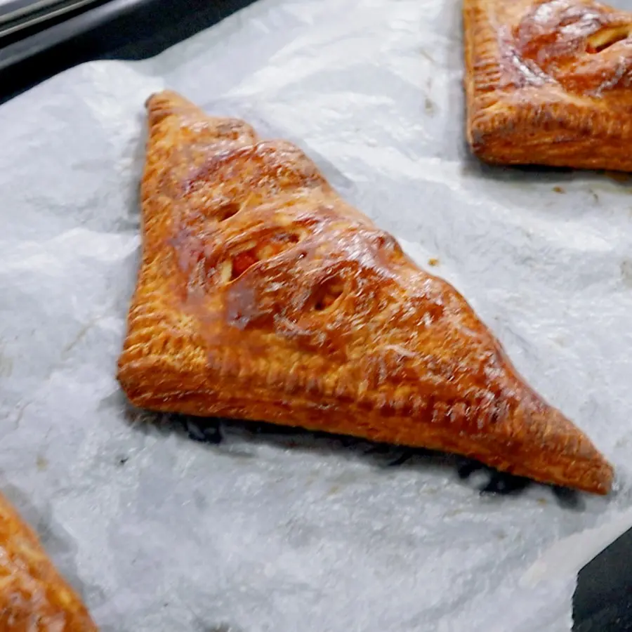creation thumb for Tandoori Chicken Puff - Flaky & Smoky