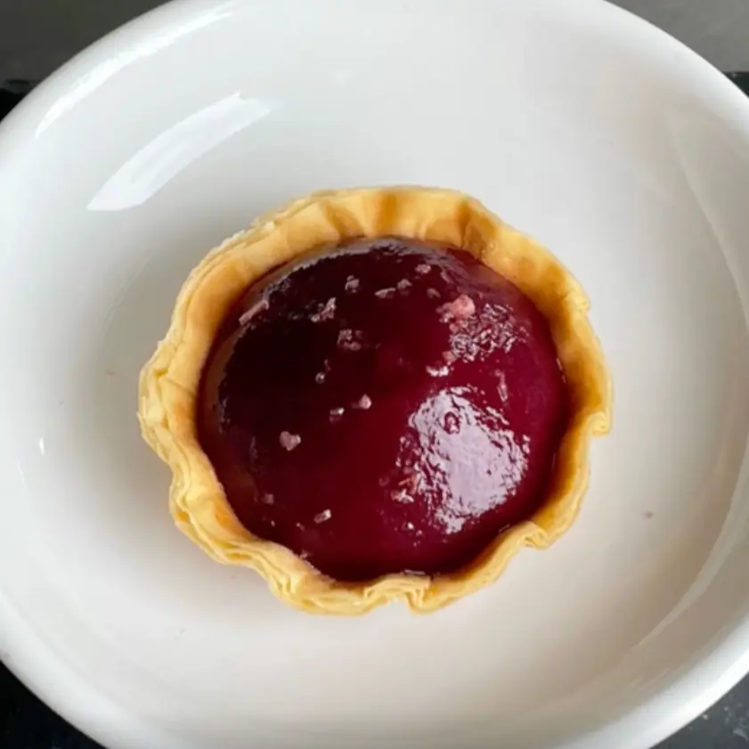 creation thumb for Rote Beete & Waldbeeren Tarte