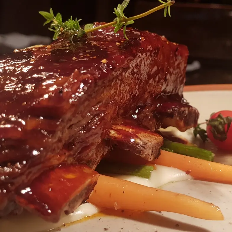creation thumb for Shortribs with bbq glaze