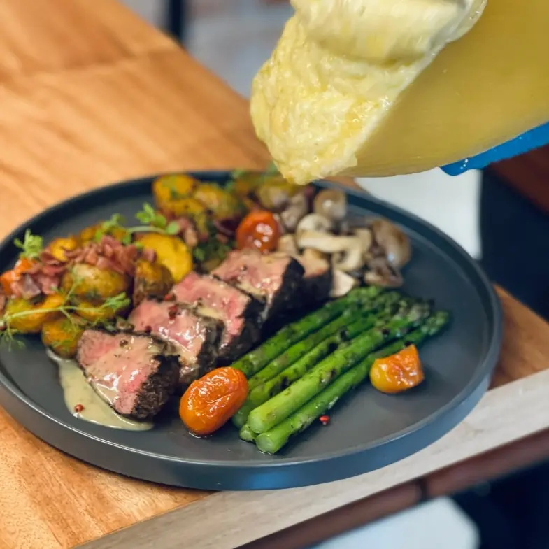 creation thumb for Medallones de lomo fino Raclette 