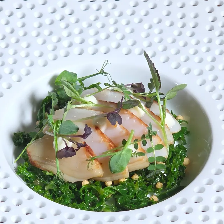 creation thumb for  Kale Wakame-Style Salad & Scallop Tataki