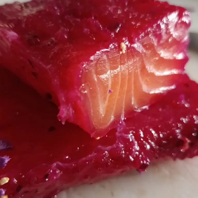 creation thumb for Rote-Bete- und Gin-marinierter Lachs