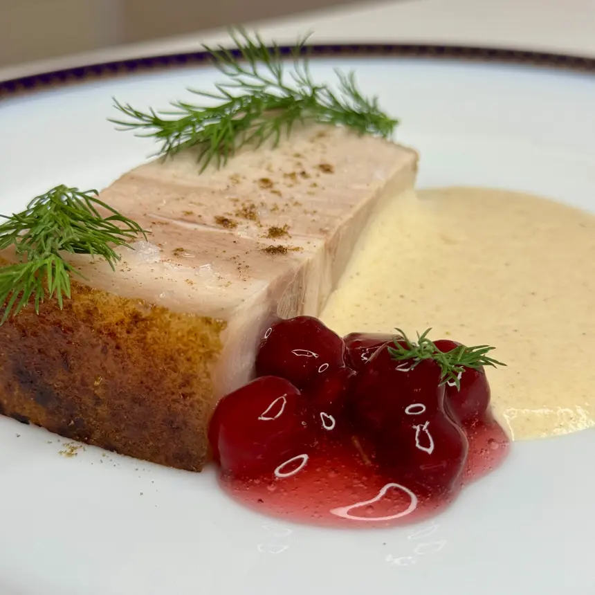 creation thumb for Sous-vide Schweinehals, fermentierte Cranberry, Brotsauce