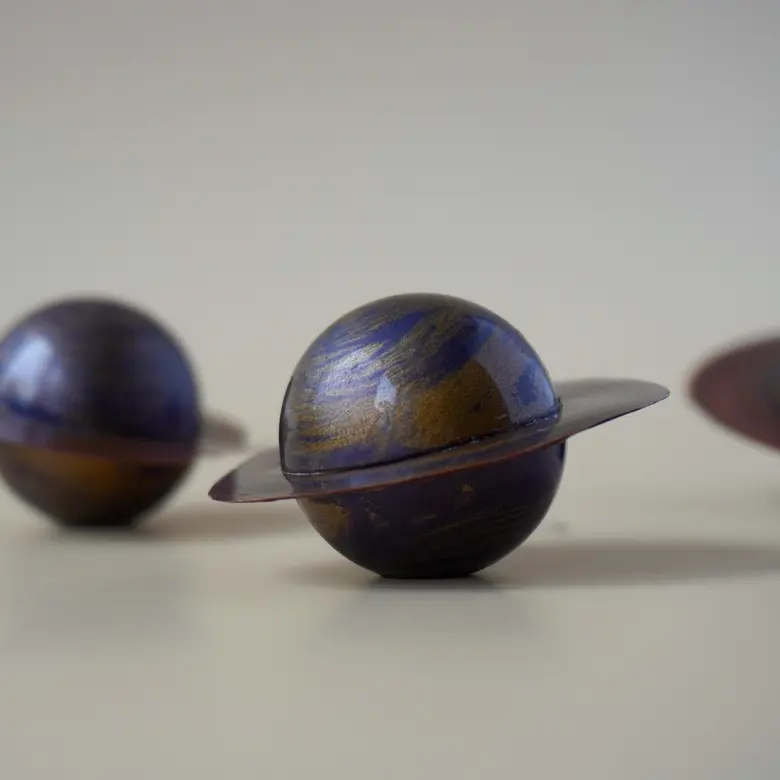creation thumb for Weltraum Bon Bon mit Kaffee-Likör-Ganache und gerösteten Walnüssen