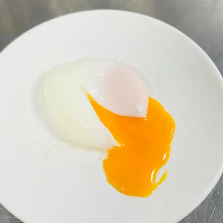 creation thumb for Perfect 63°C Sous Vide Egg (Runny Yolk)