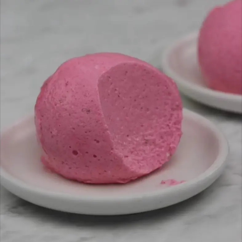 creation thumb for Eggless Raspberry Champagne Mousse